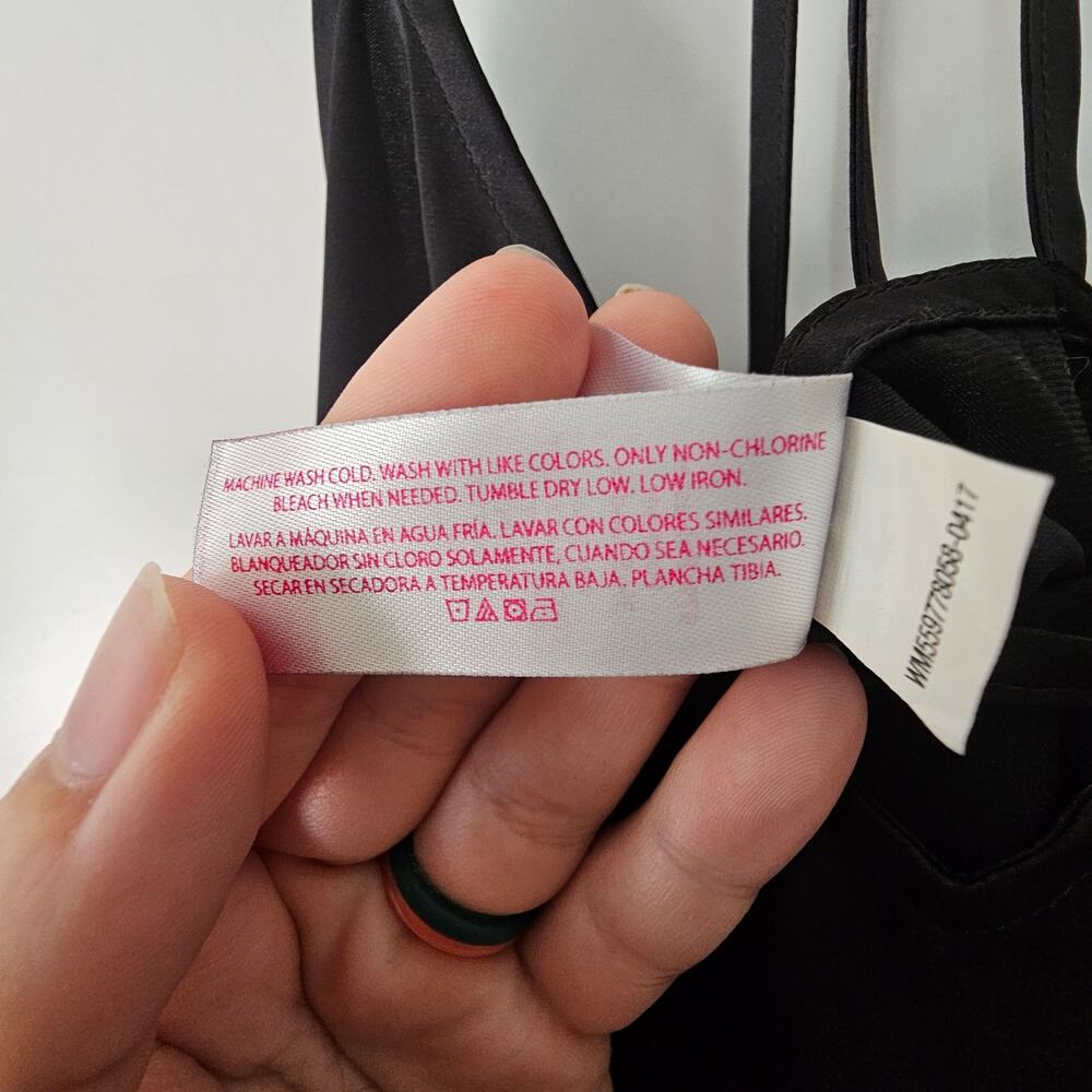 No Boundaries Women Strappy Satin Tank Top Sz L Black Flowy Soft - Picture 7 of 10